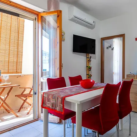 Riviera House Apartment